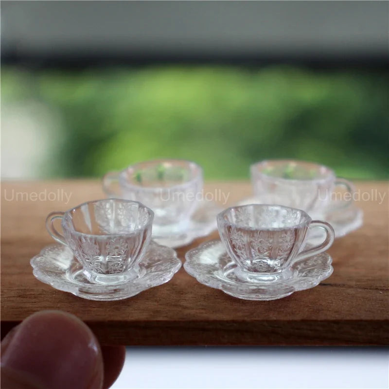 Dollhouse Glassware Set 1:6 — open display view