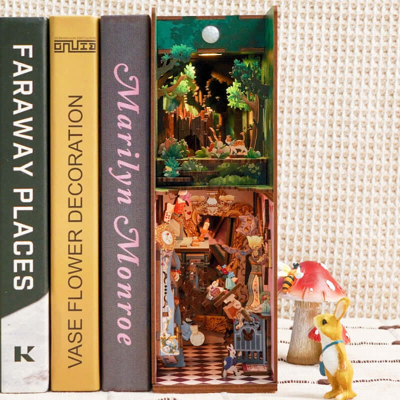 Aliece In Wonderland DIY Book Nook Kit — open display view