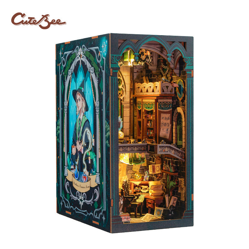 Darkness Common Room Book Nook — detalied side view