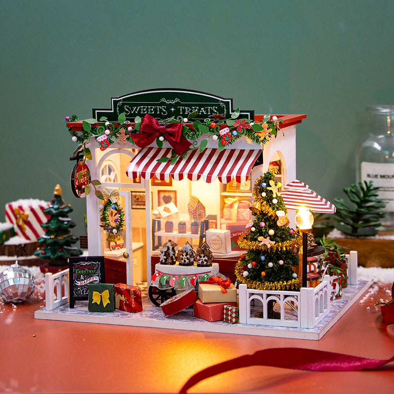 Christmas Sweets Shop Miniature Kit — detalied side view