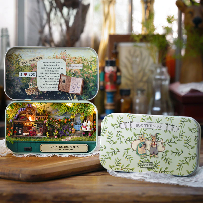 Countryside Notes Box Theatre Kit — open display view