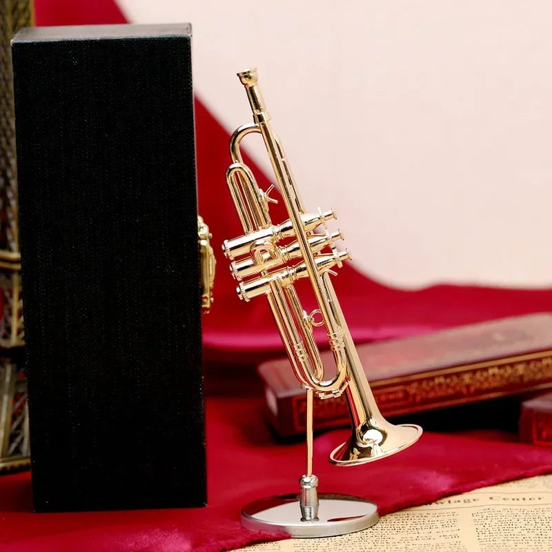 Mini Gold Trumpet Model — detalied side view