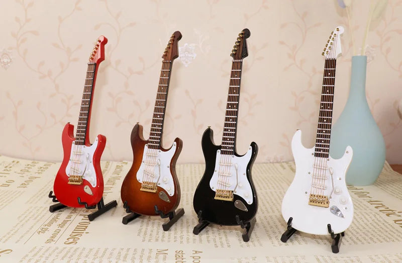 Miniature Electric Guitar 1:24 — scene view