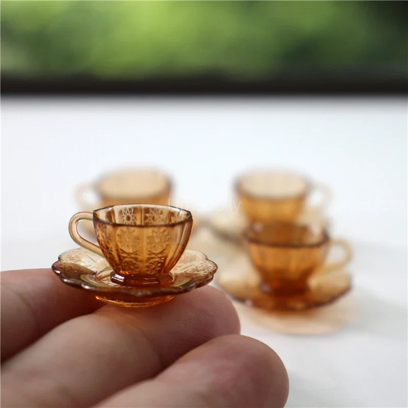 Dollhouse Glassware Set 1:6 — open display view