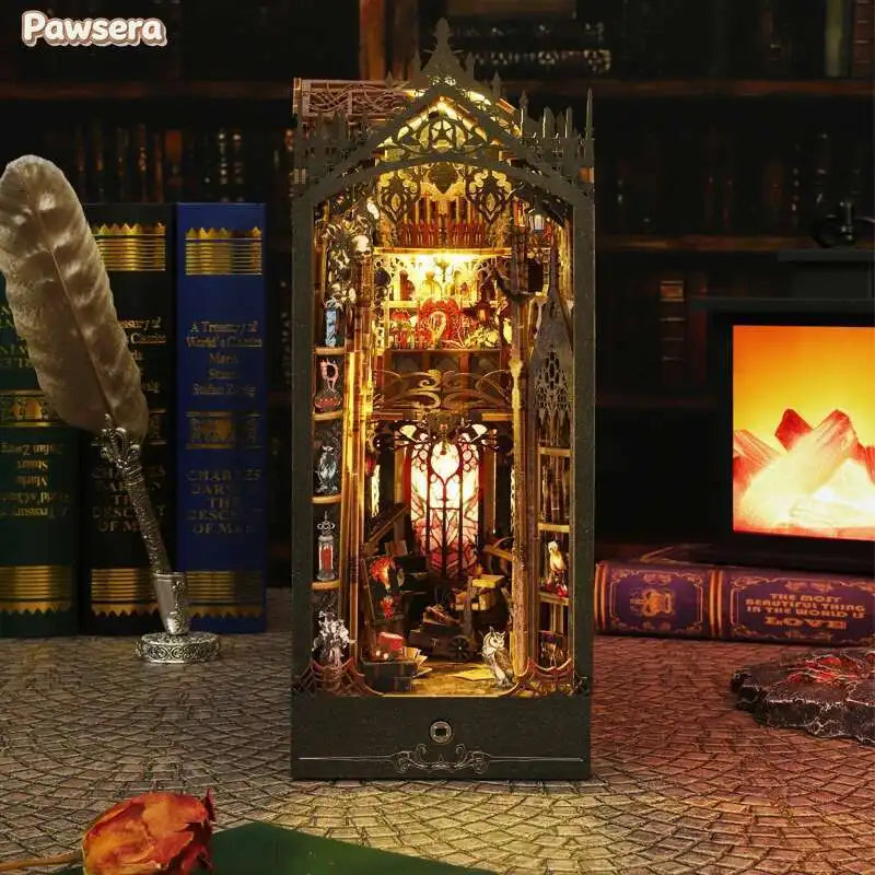 William Castle DIY Book Nook Kit — detalied side view