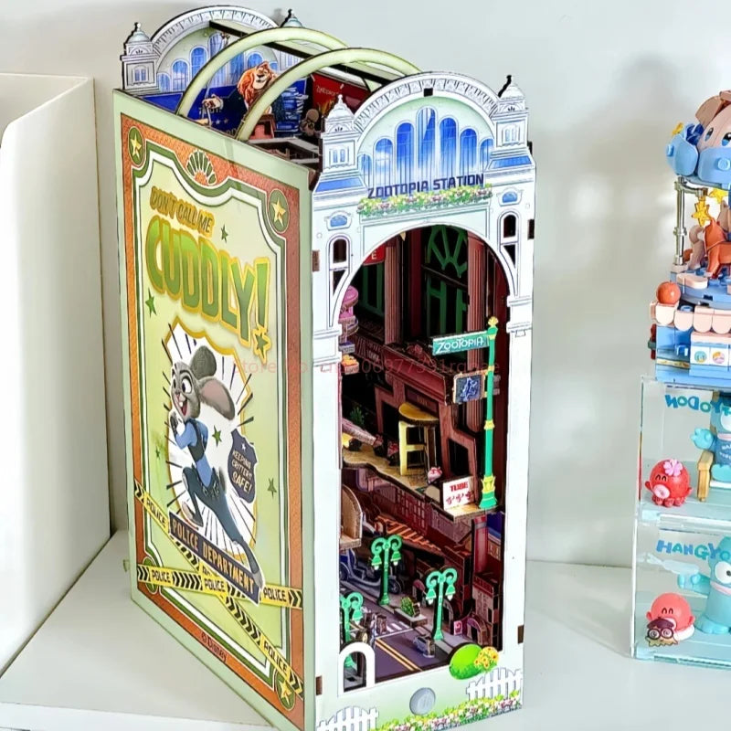 Zootopia DIY Miniature House Kit — box and pieces