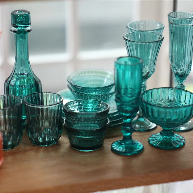 Dollhouse Glassware Set 1:6 — open display view