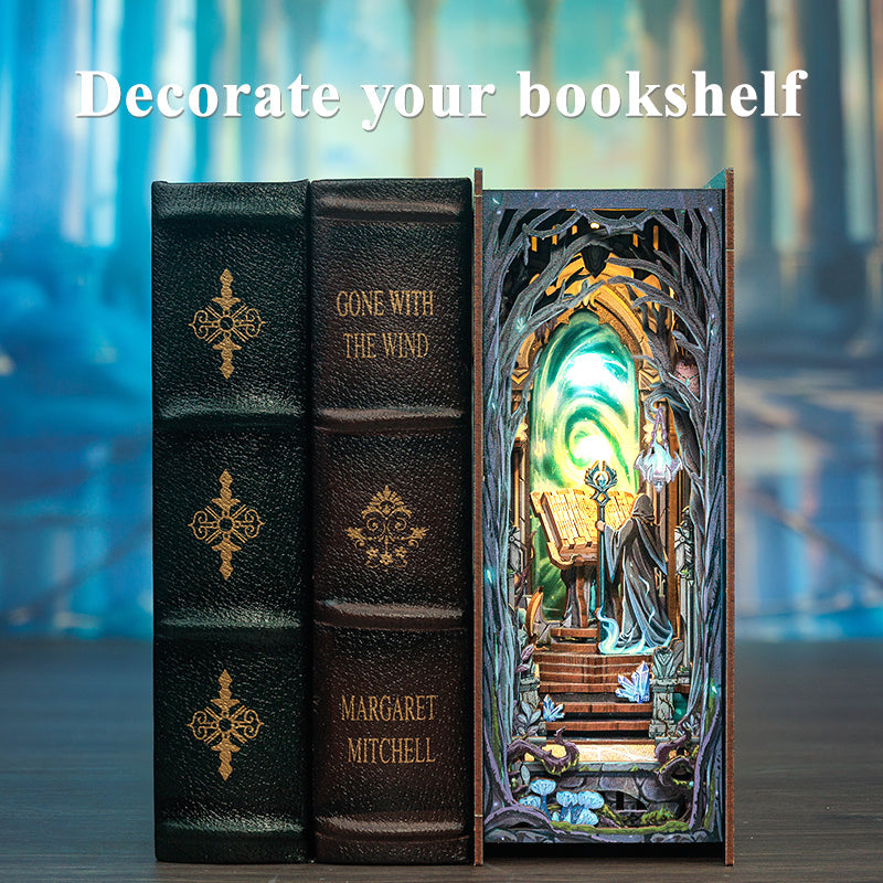 Gate of Wonderland Book Nook Kit — box and pieces