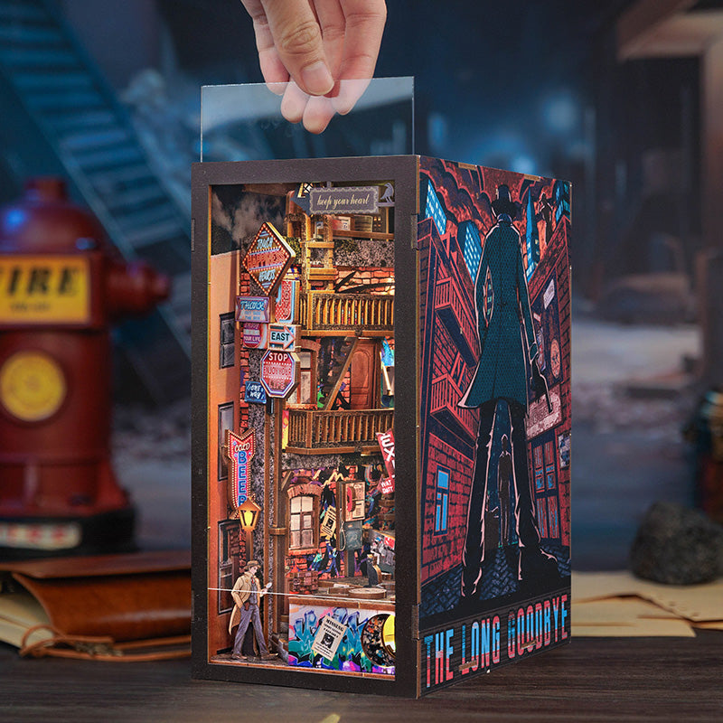 Cutebee The Long Goodbye DIY Book Nook Kit — box and pieces