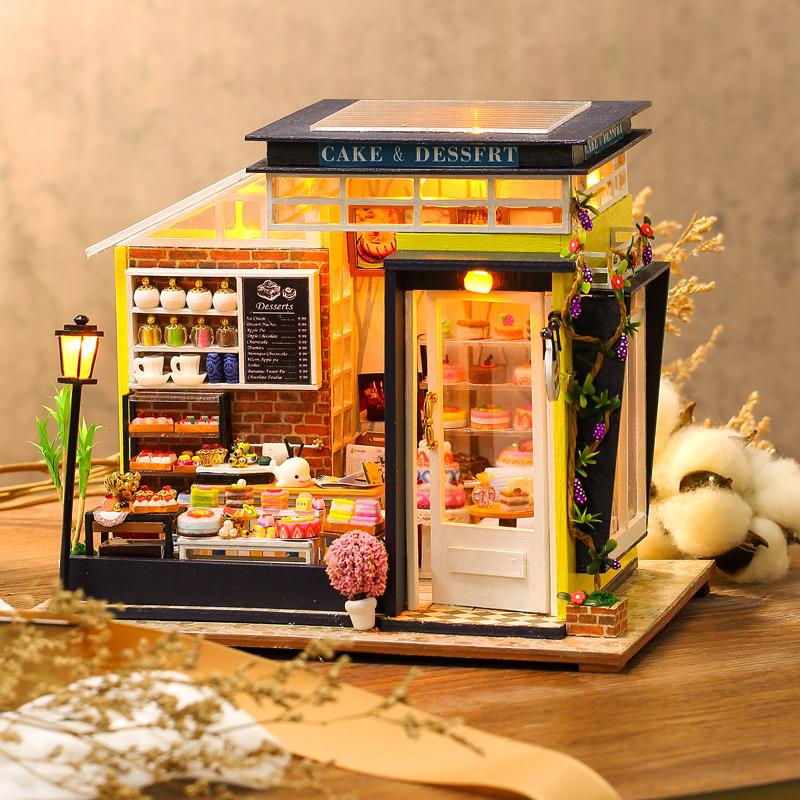 Cutebee Cake House DIY Dollhouse Kit — detalied side view