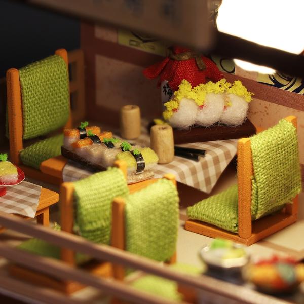 Cutebee Gibbon Sushi DIY Dollhouse Kit — scene view