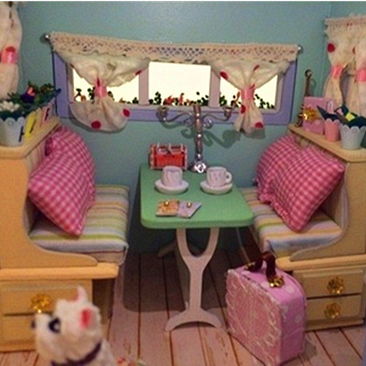 Cutebee Time Travel DIY Caravan Kit — front angle
