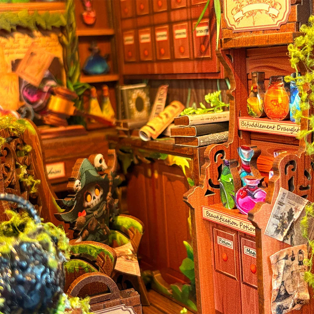 DIY Alchemy Book Nook Kit With LED Light — box and pieces