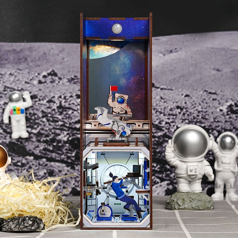 Explore Space DIY Book Nook Kit — main view