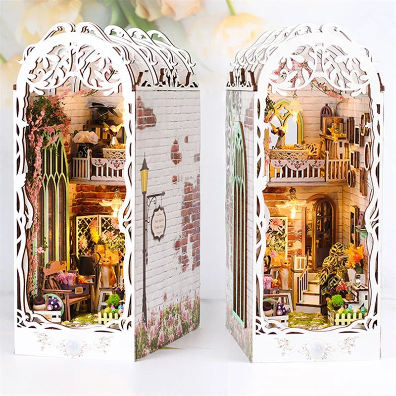 Flower House DIY Book Nook Kit — box and pieces