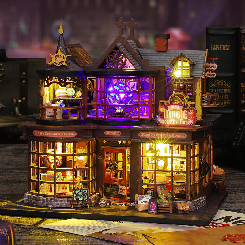 Magic Treasure DIY Miniature House Kit — box and pieces