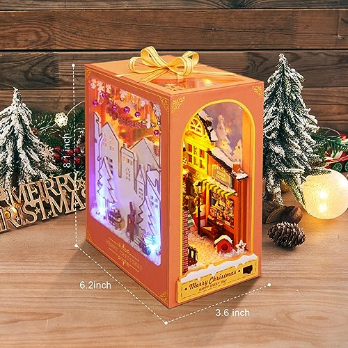 Merry Christmas DIY Book Nook Kit — detalied side view