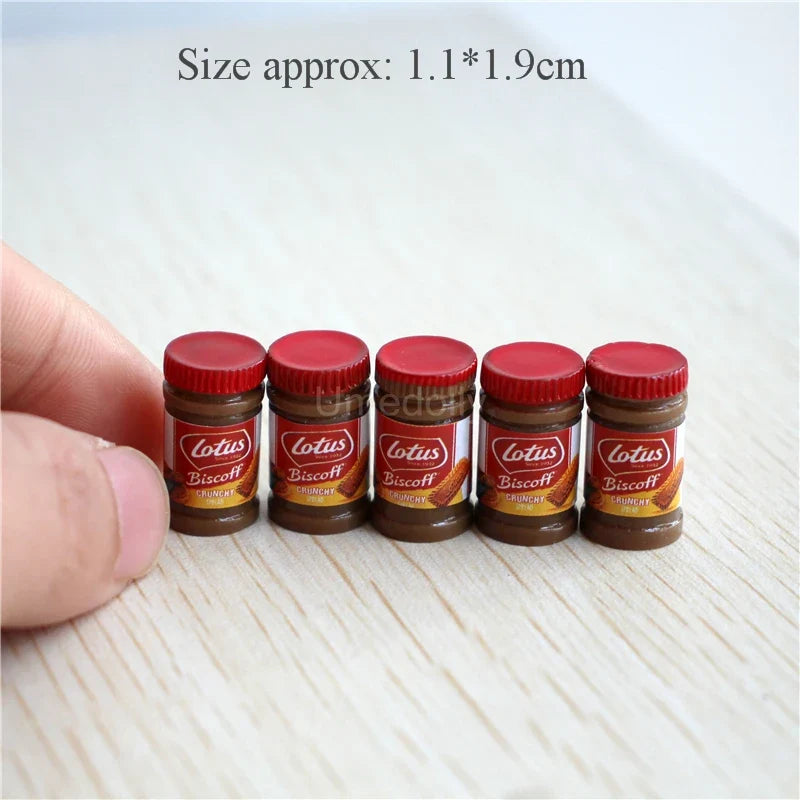 Dollhouse Bottle Set Miniature — detalied side view