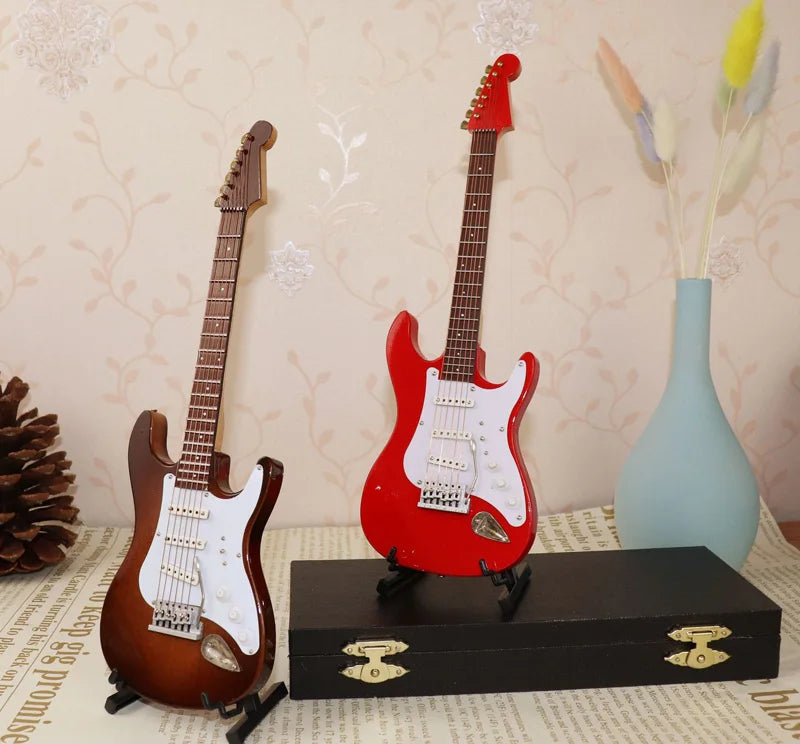 Miniature Electric Guitar 1:24 — open display view