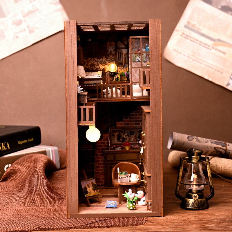 No9 Secret Magic Castle DIY Book Nook Kit — box and pieces
