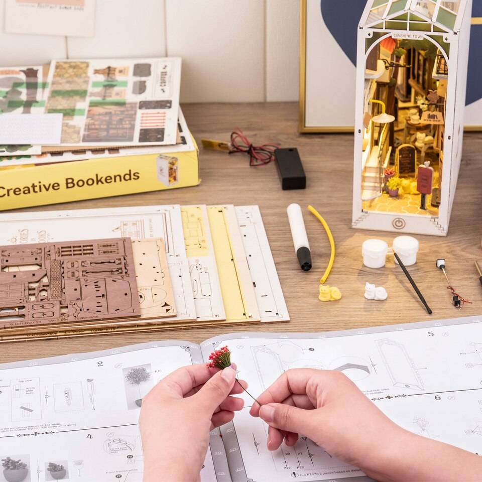 Robotime Rolife Sunshine Town Book Nook Kit — front angle
