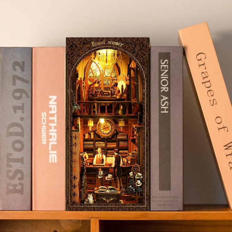 Royal Seamer DIY Book Nook Kit — main view