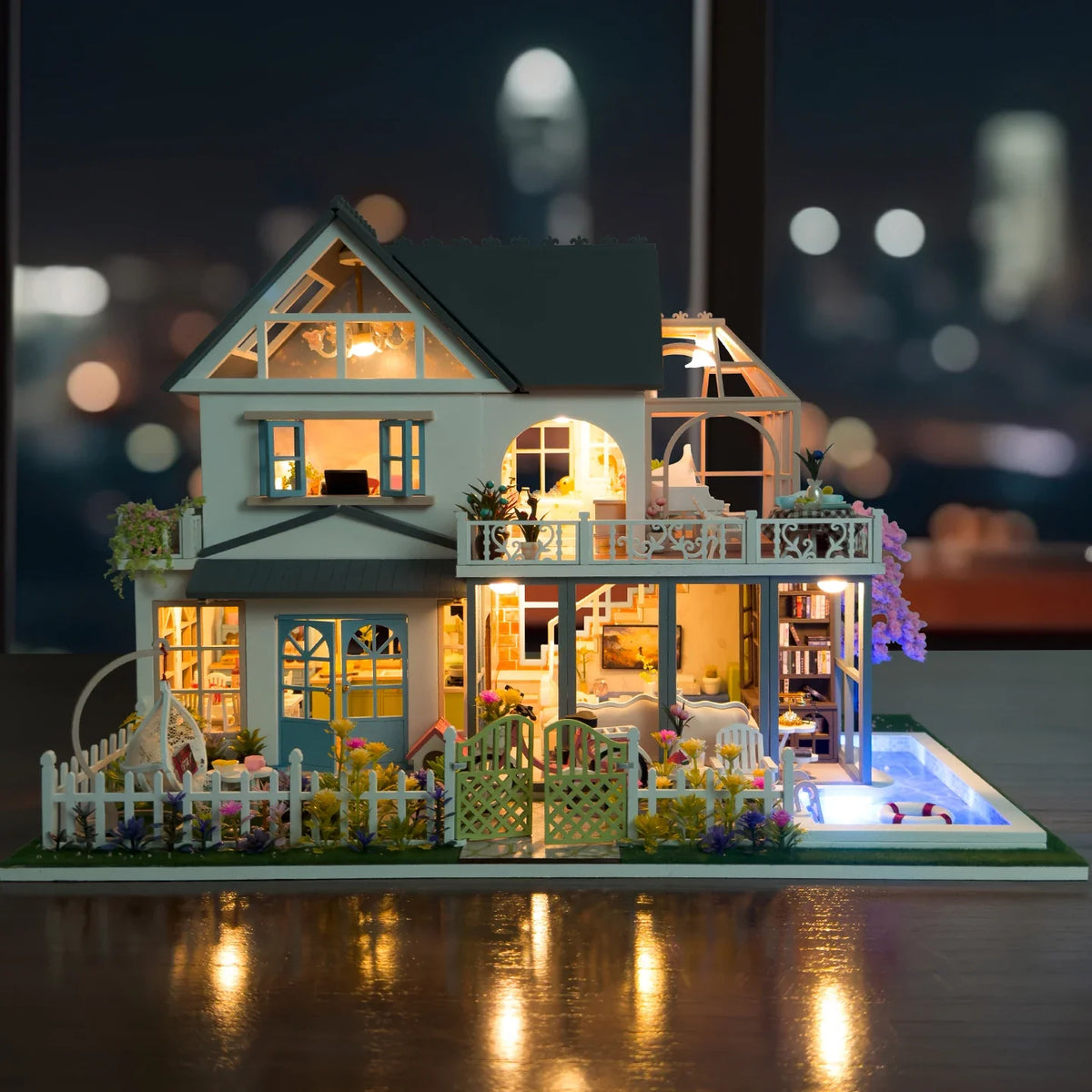 Modern Villa Large Miniature Accessory — detalied side view
