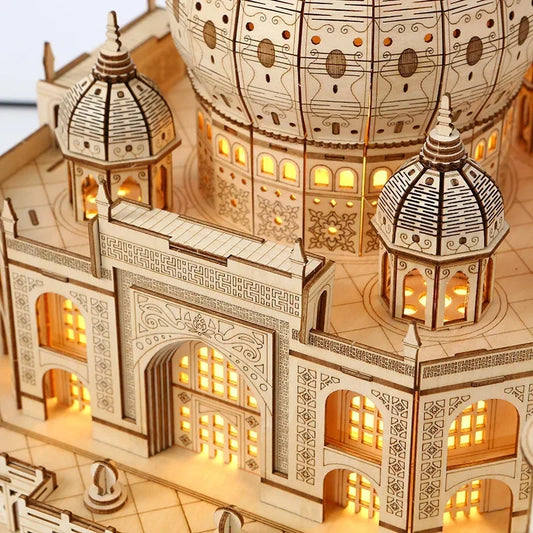 Royal Castle 3D Wooden Puzzle — detalied side view