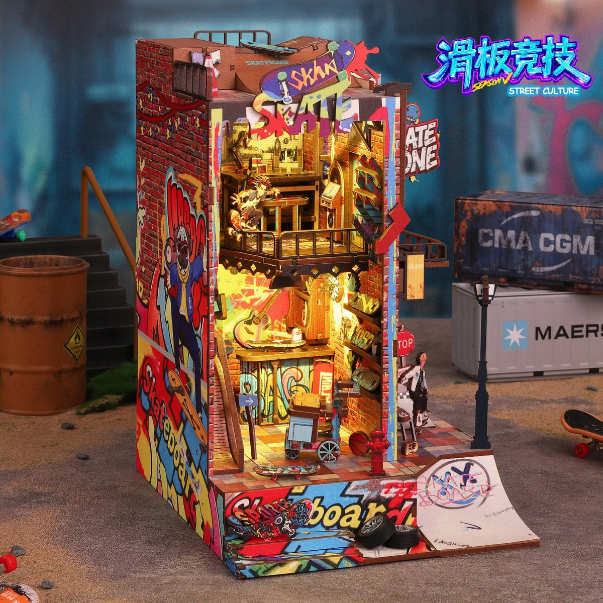 Skatepark DIY Diorama Kit — open display view