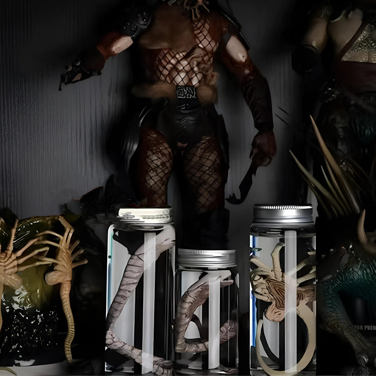 Alien Specimen Jar Prop Replica — front angle