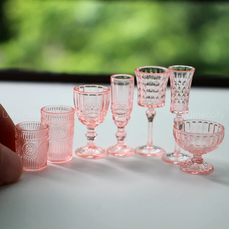 Dollhouse Glassware Set 1:6 — scene view