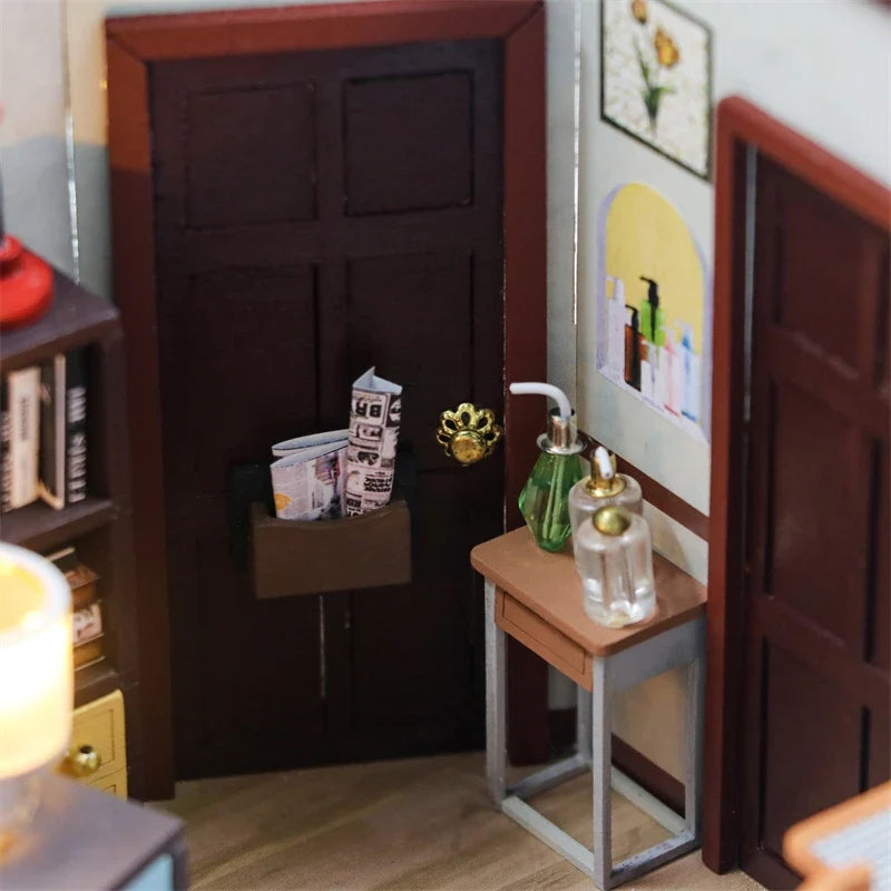 Monicas Apartment DIY Book Nook Kit — box and pieces