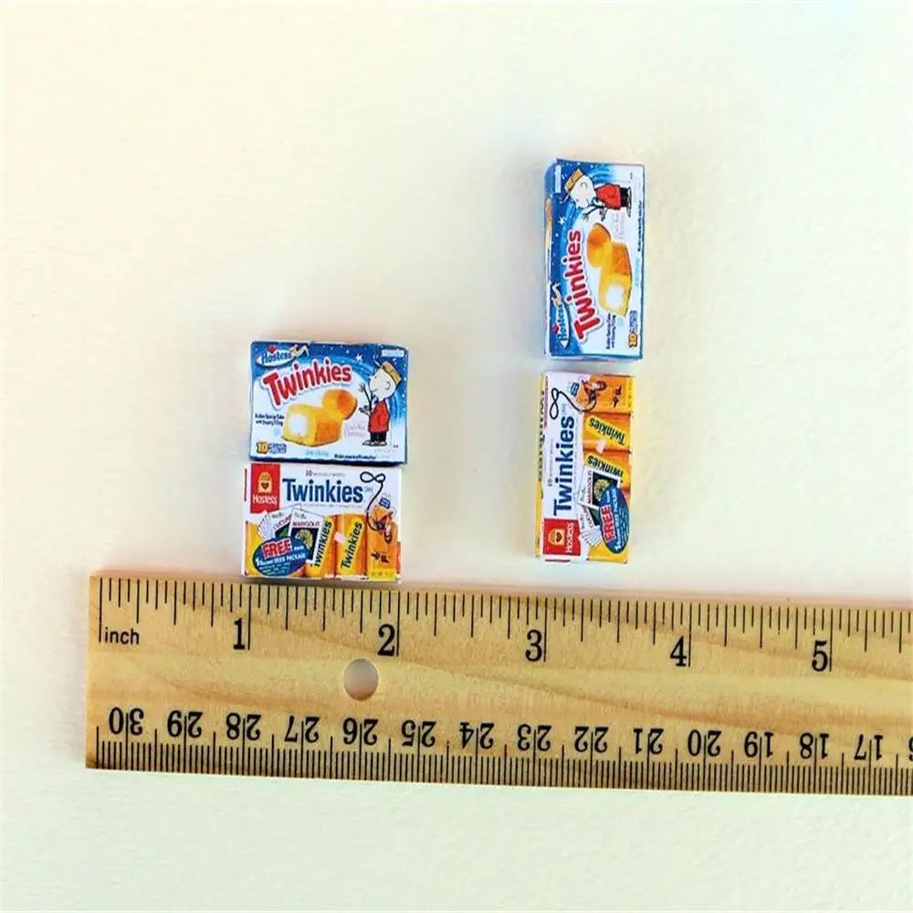 Scale Hostes Cakes Miniature Accessory — angled close-up