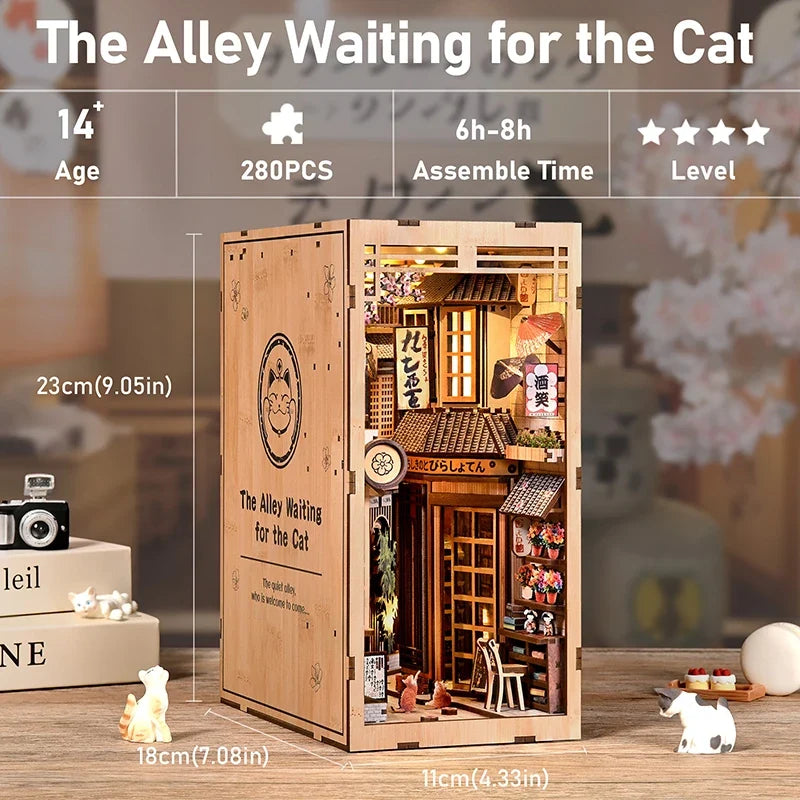 The Alley Waiting For The Cat Book Nook Kit — scene view