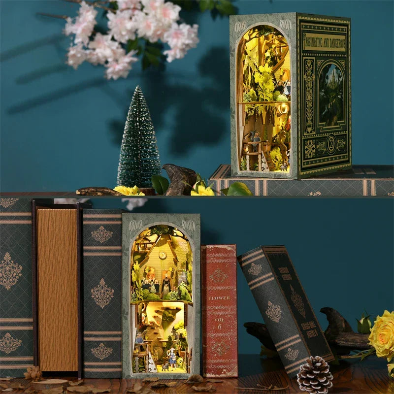 Wizard Of Oz DIY Book Nook Kit — front angle
